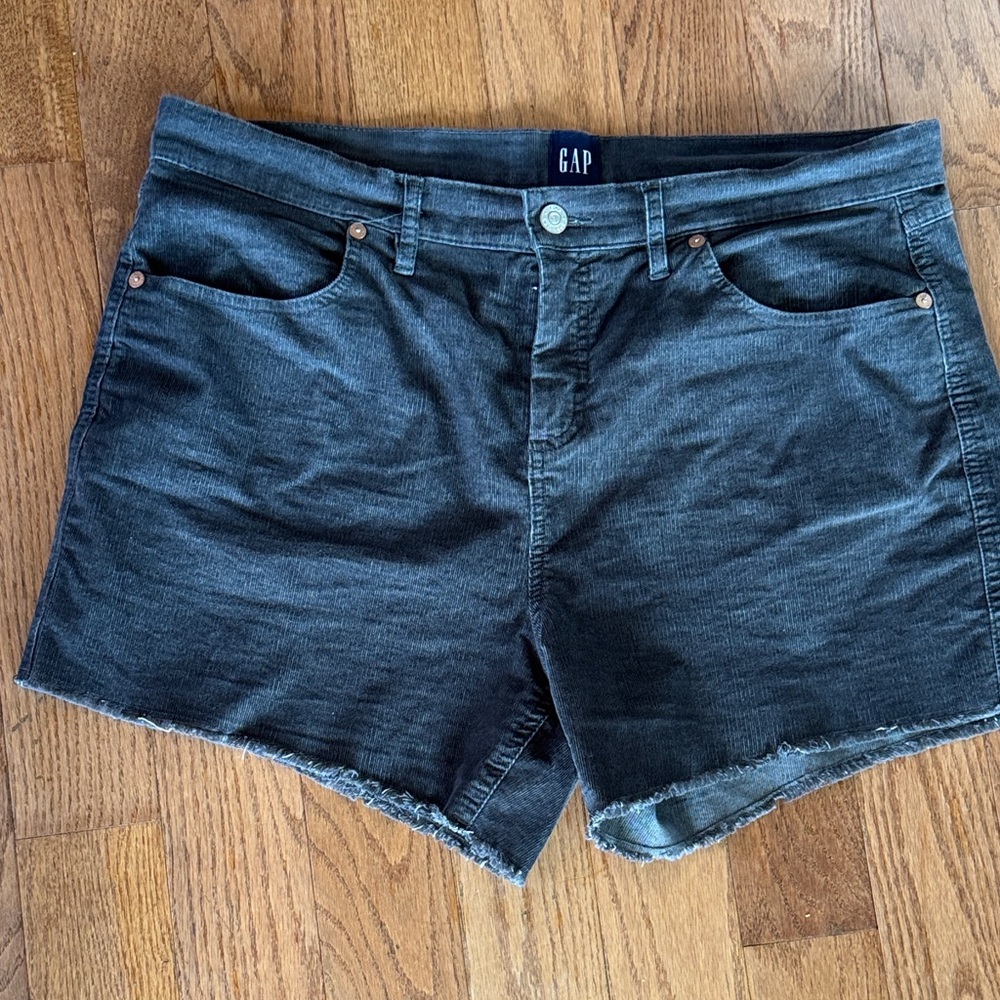 GAP size 14 Women's charcoal corduroy Shorts